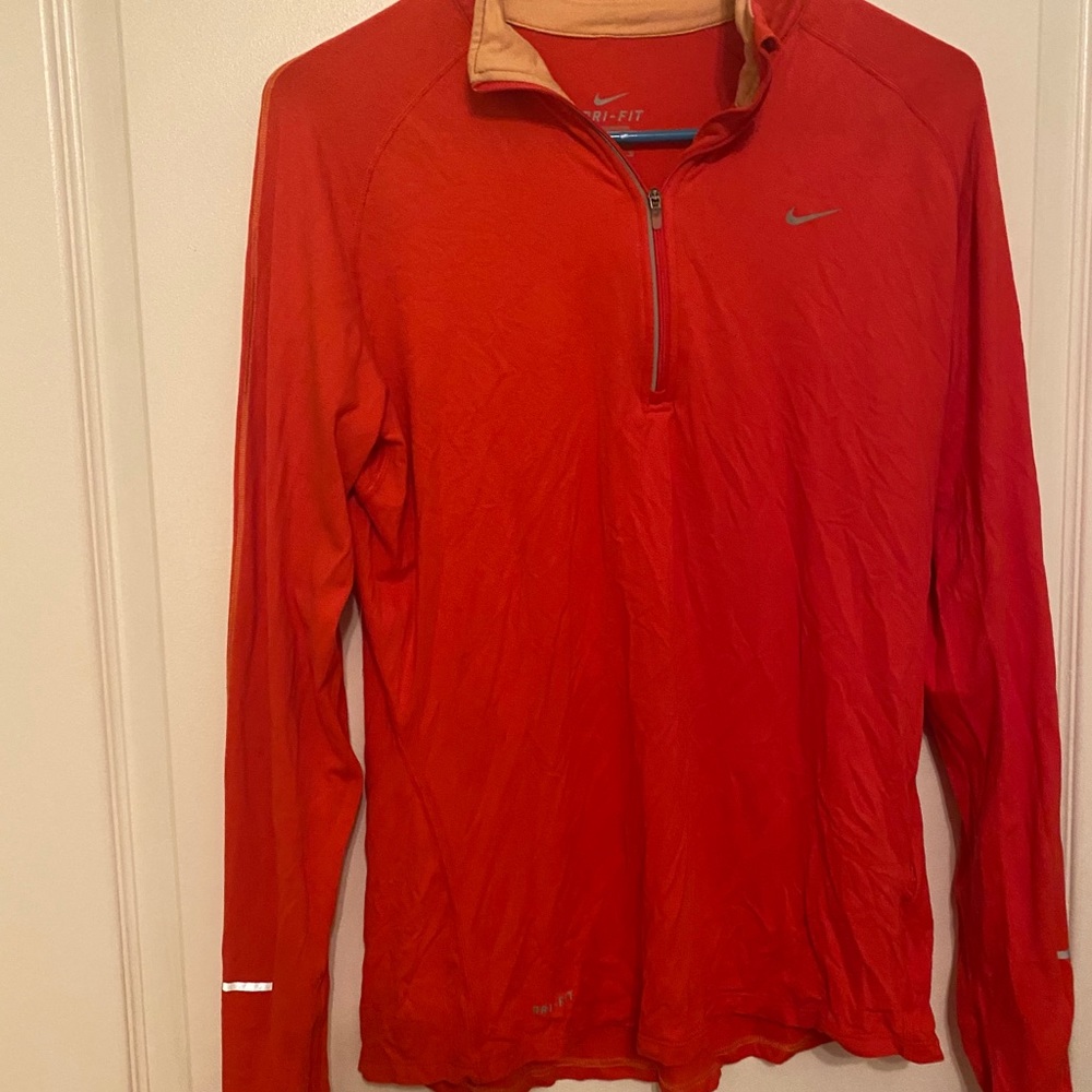 Nike dry fit pullover!